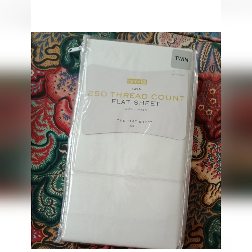 Target Home Off-White Twin Flat Sheet 250 Thread Count 100% Cotton